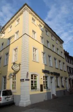 Am Rathaus 3* Heidelberg
