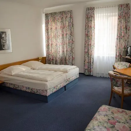 Am Rathaus Hotel 3*