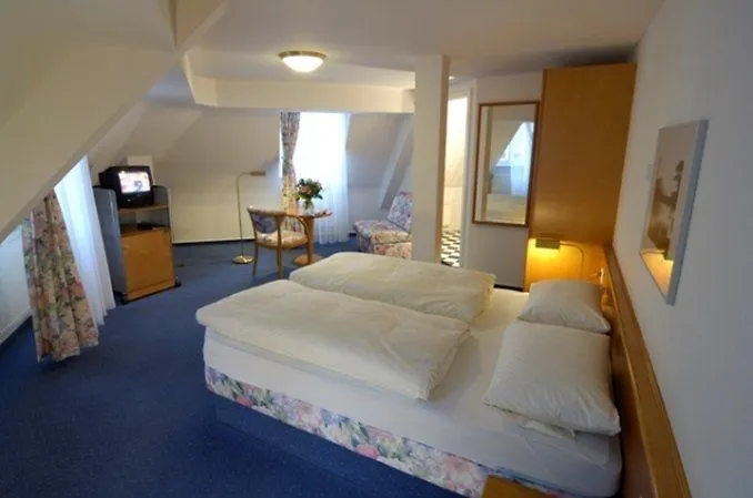 Szálloda Am Rathaus 3*